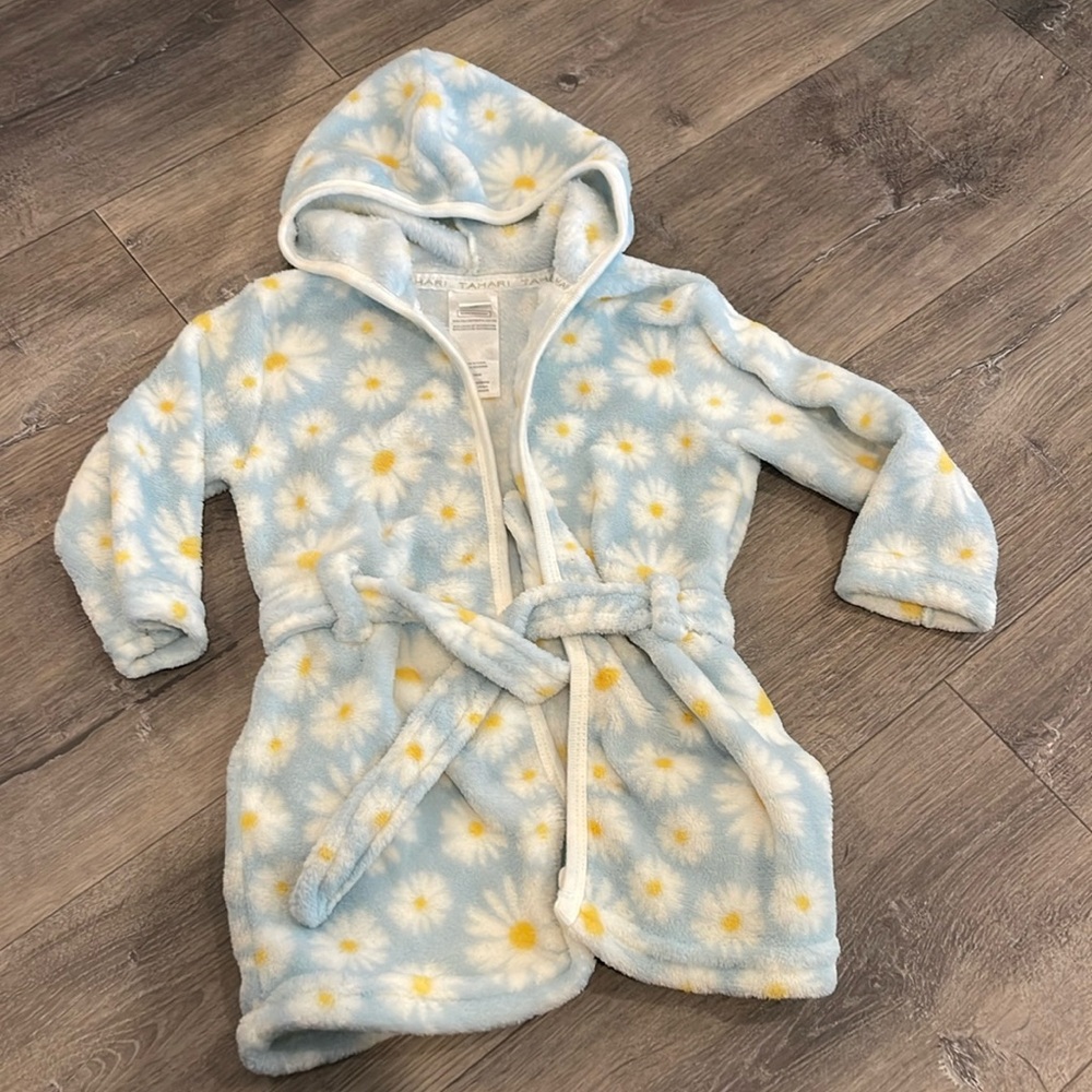 Tahari Baby Robe